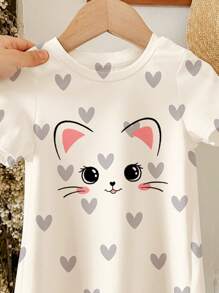 SHEIN 可爱卡通心形猫印花，女宝宝休闲宽松圆领短袖连衣裙，适合夏季