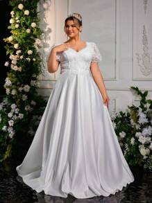 Glamrae Plus Size Elegant & Romantic V-Neck Puff Sleeve Sequins Mesh Patchwork A-Line Wedding Dress, Bride - White - View 2