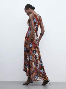 Maija 2025夏季新款碎花连衣裙，百搭风格，适合居家、办公、春季野餐等场合。这款无袖长裙采用网纱荷叶边下摆设计，不规则下摆，尽显现代优雅都市浪漫西部朋克Y2K乡村音乐节复古风情。适合机场旅行、婚礼宾客、生日、万圣节、商务休闲、约会、派对、郊游、返校季等各种场合，冬夏皆宜。 - 酒紅色 - 查看 4