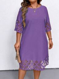 Vestido recto de mujer de talla grande de unicolor con cuello redondo, con relieve y calado