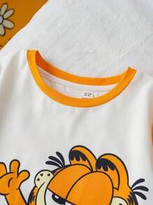 GARFIELD X SHEIN Young Boy 2pcs/Set Cute Cartoon Print T-Shirt And Allover Print Shorts Pajama Set, Suitable For Spring And Summer