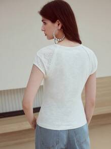 MOTF STUDIO CONTRAST LACE RAGLAN SLEEVE T-SHIRT