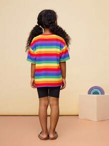 Set de 2 piezas CutesyCutie: Camiseta holgada de cuello redondo con rayas de arcoíris de punto y pantalones cortos de punto, para niñas jóvenes, conjunto de 2 piezas de accesorios para niñas jóvenes, conjunto de 2 piezas de parte superior para niñas jóvenes, conjuntos de ropa para niñas jóvenes de manga corta, ropa de primavera y verano