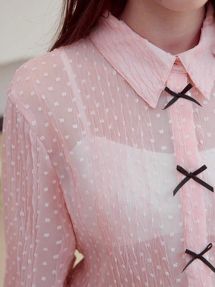 MOTF STUDIO LIGHTWEIGHT TEXTURED BOW DECOR BLOUSE