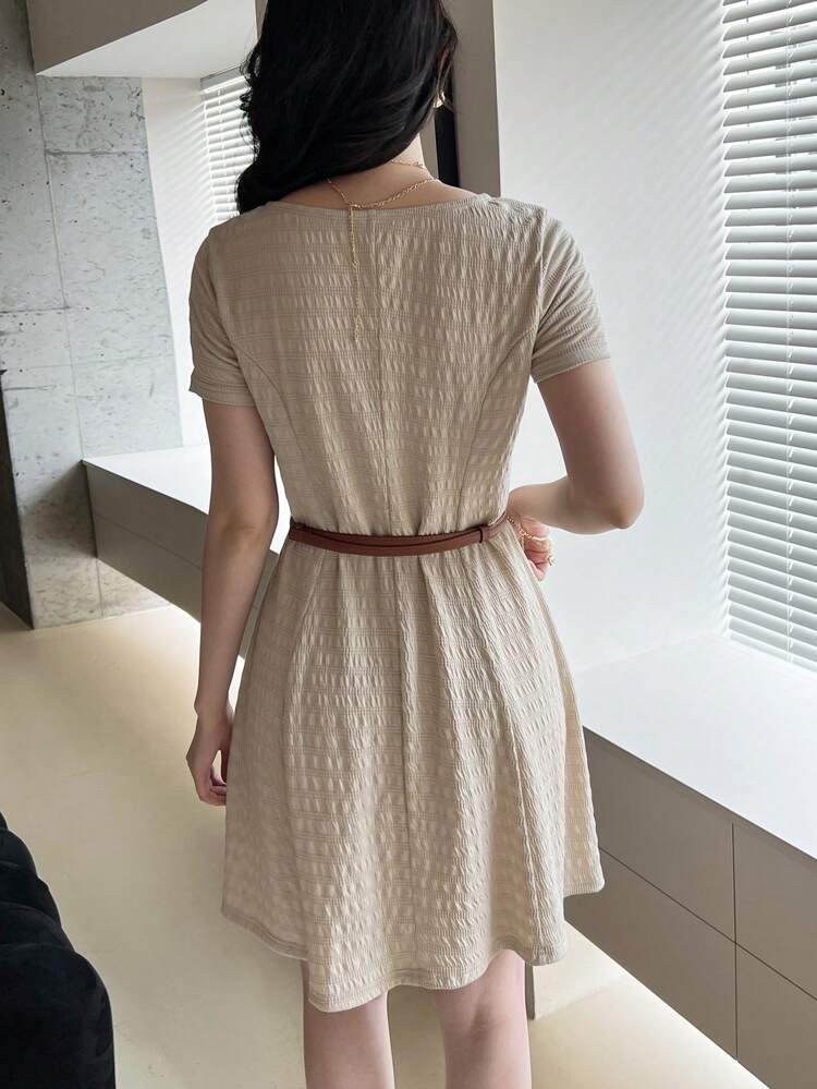 Women's Casual Khaki Knitted Short Dress With Round Neck And Short Sleeves