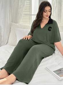 拼色领字母刺绣宽松休闲短袖长裤睡衣套装，加大码