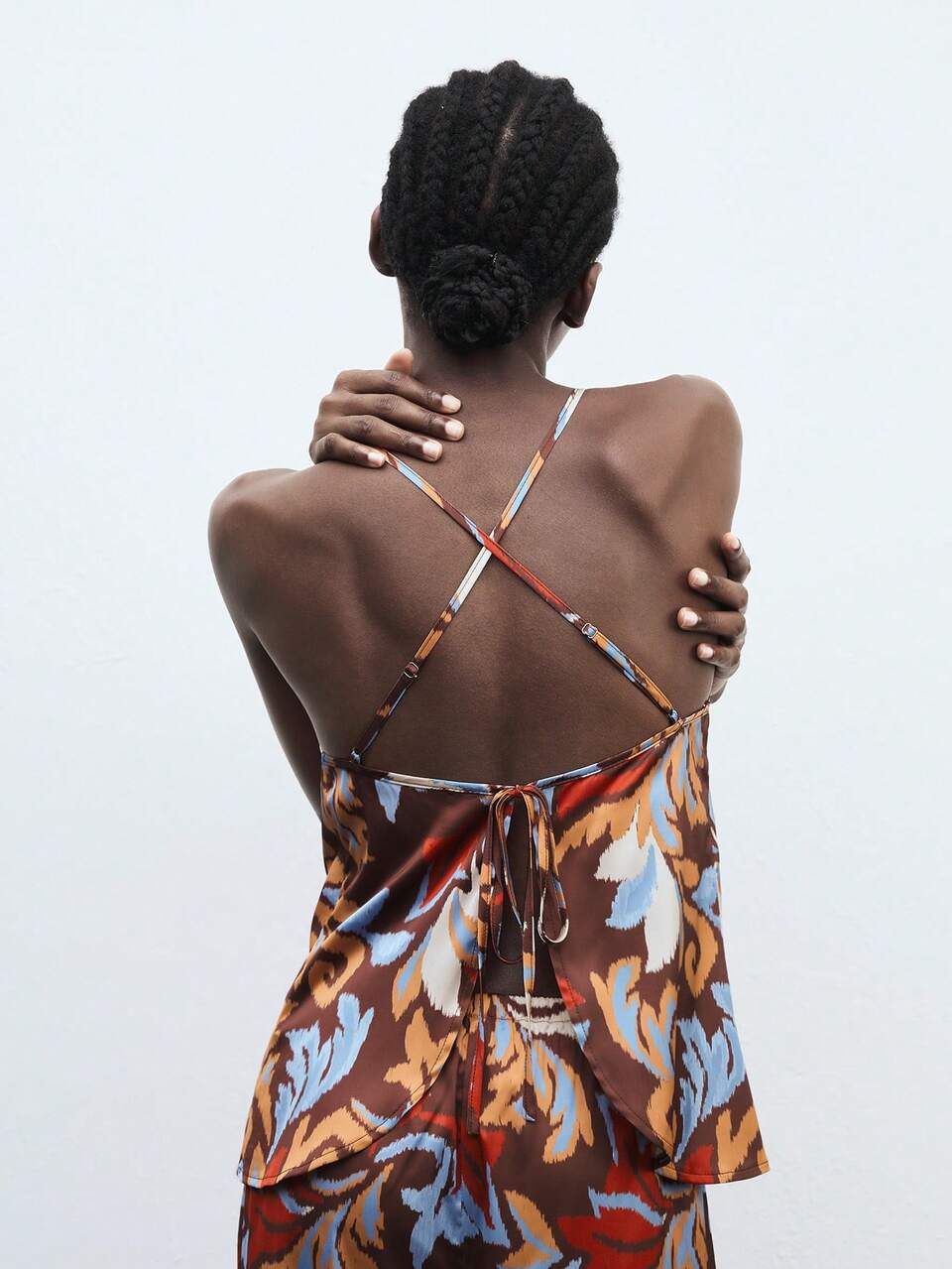 SHEIN Maija 2025 Spring & Summer Elegant Brown Floral Cami Top For Women,Loose Tropical Print Vacation Holiday Top,Suitable For Beach,Music Festival & Party Wear