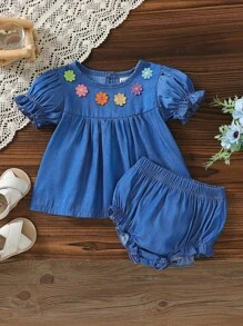 SHEIN Baby Girls Solid Blue Round Neck Short Sleeve Top And Matching Shorts Set, Minimalist Style, Fitted Silhouette, Suitable For Outdoor Play And Comfortable Home Wear, Convenient Daily Outfit For Infants - Blue - View 1