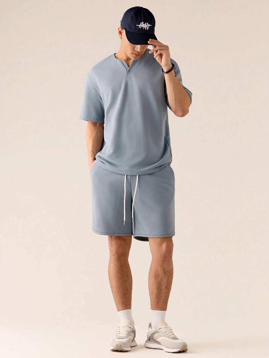 Manfinity VCAY 2pcs/Set Men's Knitwear Casual Everyday Loose Short Sleeve T-Shirt And Elastic Waist Straight Leg Shorts Set - Dusty Blue - View 1