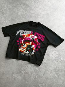 PAVTROS Manfinity Streetrush Men's Streetwear Black Short T-Shirt With A High-Street Style, Showcasing A Dark Illustration Design With Oversized Printed Letters On The Front And Back. Perfect For Hip-Hop - Multicolor - View 5