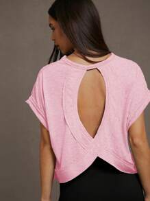 SHEIN Essnce 大码女式春夏时尚休闲舒适宽松日常粉色露背短袖 T 恤，外出上衣、Y2k、音乐会、露背上衣、街头服饰、露背上衣 - 粉色 - 查看 4