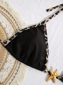 SHEIN Conjunto de bikini de verano compuesto por triángulo con taza, estampado de leopardo y encaje negro con cordones, y accesorio de estrella de mar de metal - Negro - Ver 4