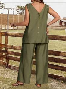 EMERY ROSE Plus Size V-Neck TButtons At Back Ank Top And Pockets Pants Casual Solid Color Vacation 2pcs Set ,Summer Clothes,Vacation Outfits Woman / Vacation,Boho Women Clothing - Army Green - View 3