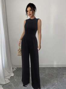 SHEIN PETITE 法式优雅休闲百搭纯色圆领无袖修身女式连体裤