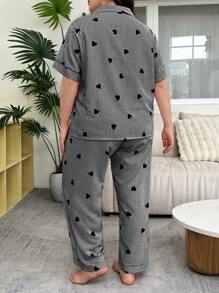 SHEIN 大码黑色条纹心形印花翻领短袖睡衣套装