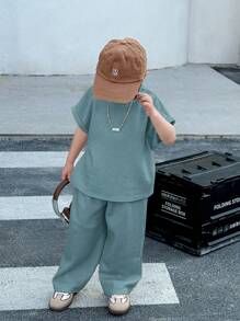 SHEIN Leap Crew 2pcs Kids Young Boys Casual Japanese And Korean Loose Casual Apricot Knit Floral Yarn Pit Stripe Loose T-Shirt Pants Two Pieces Set, Suitable For School, Sports, Vacation, Home And Outdoor, Suitable For Spring And Summer Seasons - Dusty Blue - View 3