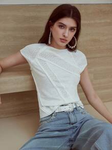 MOTF STUDIO CONTRAST LACE RAGLAN SLEEVE T-SHIRT