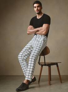 Manfinity VCAY Men's Casual Knitted Loose Fit Plaid Elastic Waisted Straight Leg Pants - White - View 4