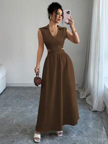 Elenzga 女式卡其色 V 领腰部细节无袖连衣裙 - 咖啡 - 查看 4