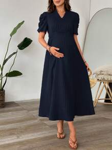 Cheriluna Maternity 孕妇纯色短款泡泡袖优雅束腰中长连衣裙 - 藏蓝色 - 查看 5