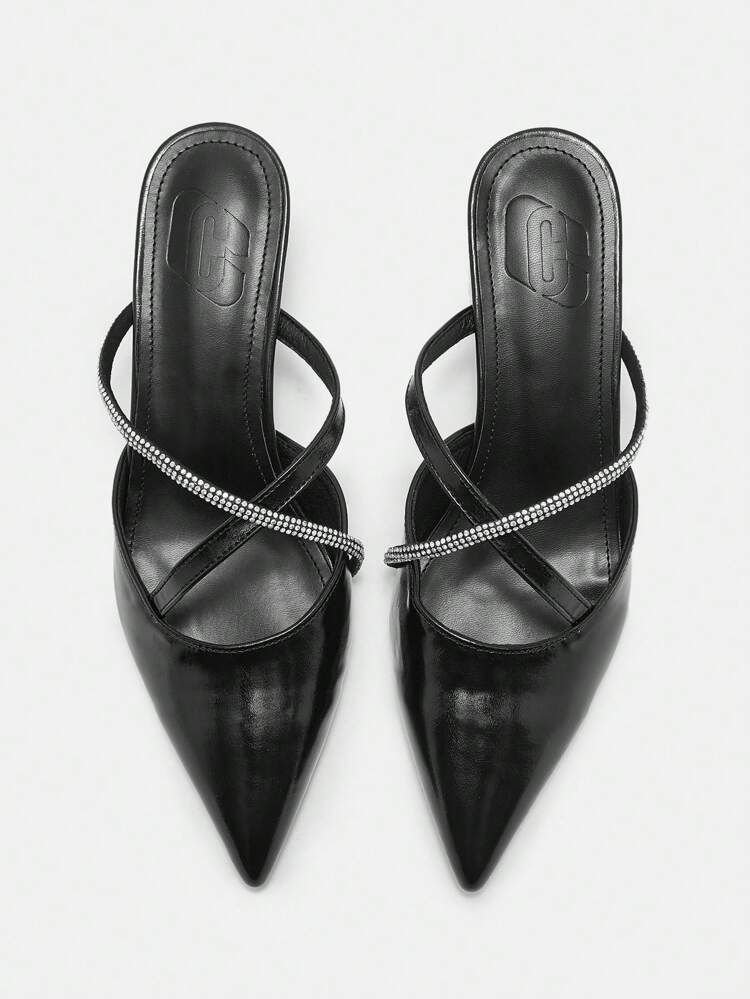 CUCCOO CURVES Plus Size Wide Fit Pointed Toe Slip-On High Heel Pumps With Ankle Strap