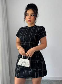 Elenzga 圆领短袖优雅格子粗花呢口袋装饰加大码女式迷你连衣裙 - 黑色 - 查看 4