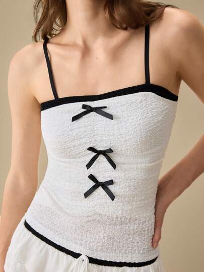 Muvela 女款撞色领口拼接设计无袖上衣，百搭春夏装，可爱修身，蝴蝶装饰，校园风，基本款休闲上衣，适合咖啡店、街头