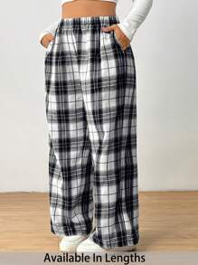 SHEIN PETITE CURVE Plus Size Women's Plaid Pants,Black & White Plaid Elastic Waist Pockets Wide Leg Casual Loose Pants - Black and White - View 1