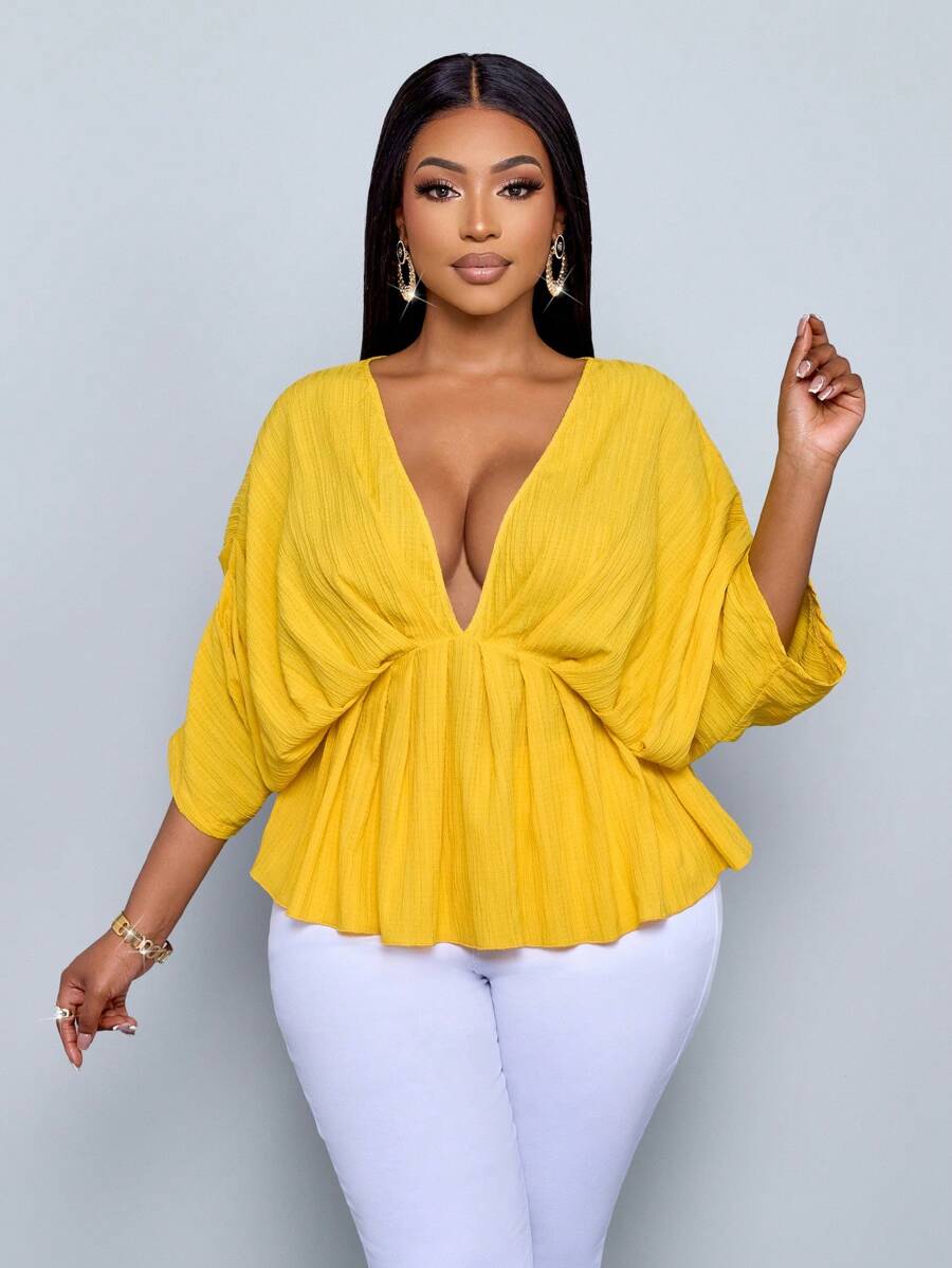 SOLERSUN New Spring And Summer Plus Size Women's Solid Color Vacation Loose Casual Outing V-Neck Pleated Ruffled Bat Wing Sleeve Short-Sleeved Shirt, Casual Tops