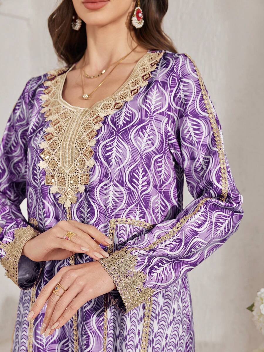 Al Najma 女士方领图案传统优雅土耳其长裙和阿拉伯传统长袍 - 淺灰紫 - 查看 1