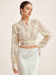Aveloria Rosie Elegante blusa de dama de manga larga con escote en V, abotonada, de tela transparente bordada, elegante para citas, bodas y el Día de San Valentín