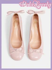 Dola Lovely 圆头蝴蝶装饰高跟鞋，时尚女士粗跟高跟鞋