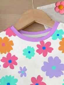 SHEIN Conjunto de top de manga corta con cuello redondo y estampado floral lindo y sencillo, y leggings, adecuado para niñas bebés en primavera/verano