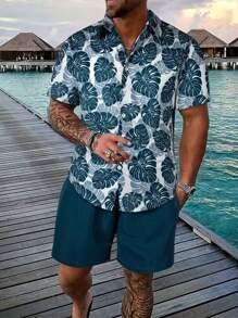 Manfinity KASUA Conjunto de 2 piezas con camisa de manga corta con estampado tropical y pantalones cortos con lazo para vacaciones en la playa - Conjunto vacacional para hombres, ropa de playa hawaiana
