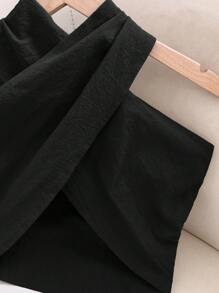 Travachic 女款黑色夏季性感時尚露背掛脖上衣，休閒純色派對上衣，適合夜生活、度假、海灘、音樂節、波希米亞風度假，優雅上衣 - 黑色 - 查看 4