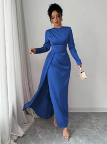 Elenzga Vestido largo de satén liso con hombro fruncido, manga larga, abertura lateral y diseño elegante para fiesta - Atuendo de mujer