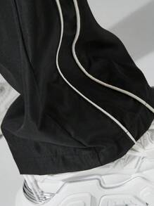 Manfinity Hypemode Men's Casual Minimalist Pants, Suitable For Summer Streetwear Men Pants Street Wear Pants Pants For Men Baggy Men Track Pants, Back To School