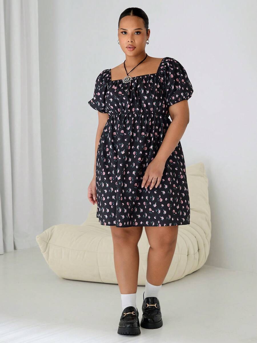 SHEIN EZwear 大码碎花短袖休闲短裙,春夏 - 彩色 - 查看 1