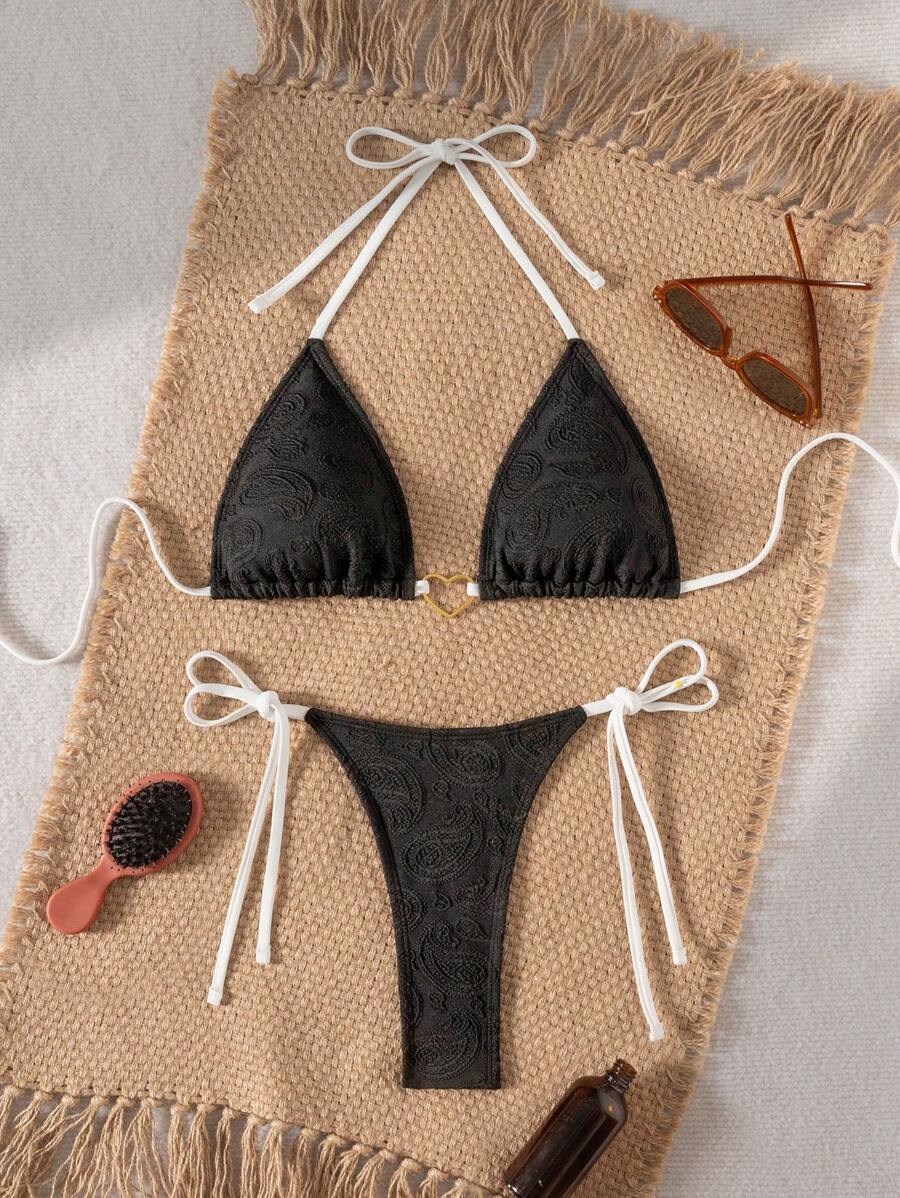SHEIN Swim 2 件套女士时尚度假海滩纹理纯色金属心形装饰吊带露背三角上衣和侧系带性感下装比基尼泳装 - 黑與白 - 查看 1