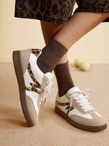 CUCCOO EASI 女士复古百搭运动鞋，平底厚底休闲时尚运动鞋，白色运动休闲鞋 - 彩色 - 查看 5