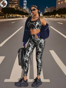 Innovista 女士运动服箔蛇纹印花运动紧身裤，仿皮革和金属光泽健身裤，透气网眼剪裁和动物弹性健身服 - 黑色 - 查看 5