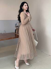 Dazy Plus 大码网纱亮面纱腰部收褶长款连衣裙，喇叭裙摆，适合春秋季节穿着，长袖，奢华舞会礼服，新年晚礼服