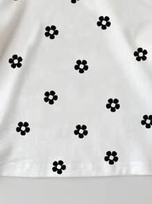 SHEIN Baby Girl Casual Polka Dot & Flower Print Short Sleeve Crew Neck Top, Suitable For Summer