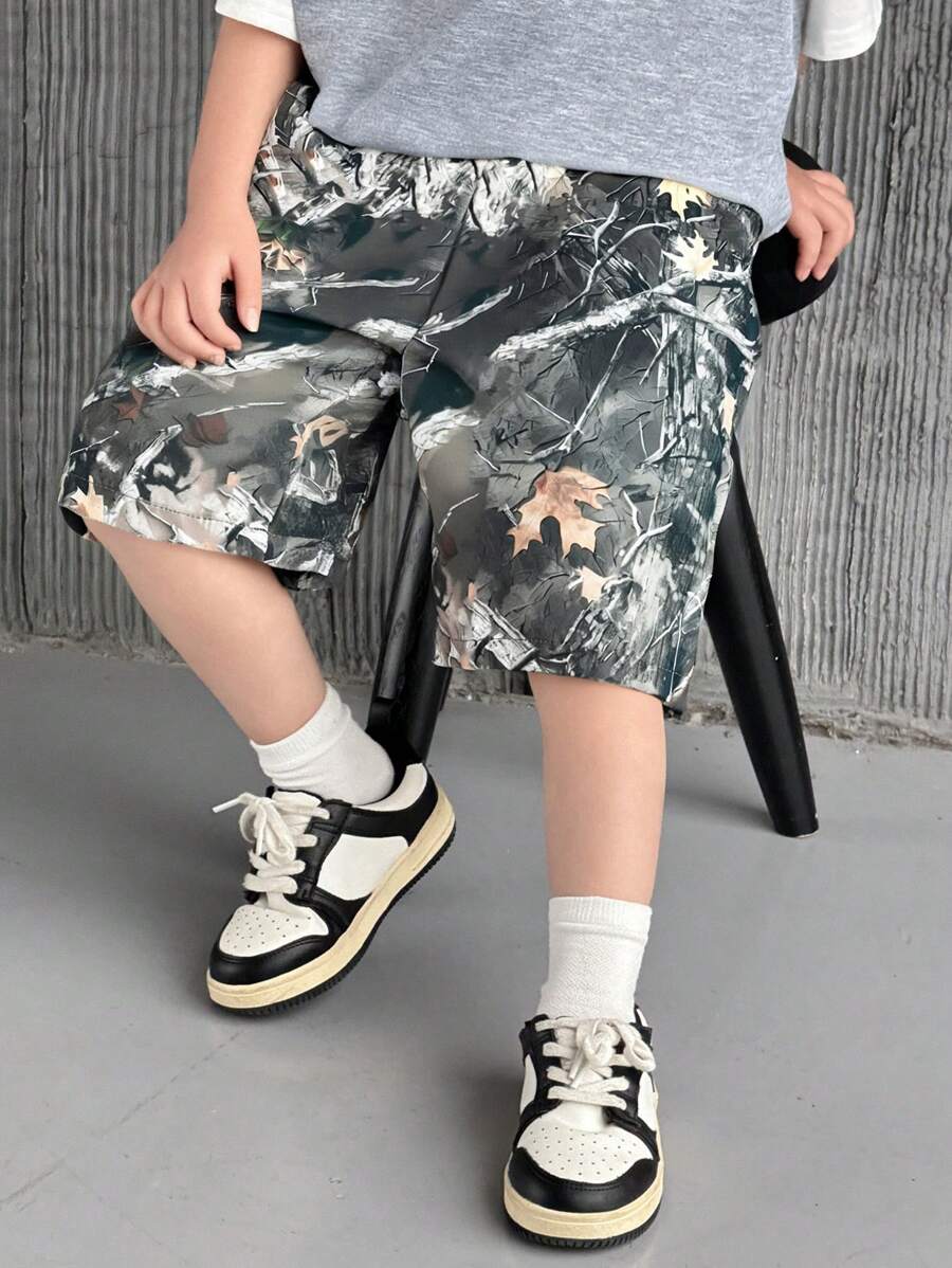 SHEIN 1 szt. Młodzieżowe Chłopięce Sportowe Luźne Bermudy Luźne Spodnie Sportowe Oversized Camo Print, Nadające Się Do Codziennego Noszenia, Szkoły, Sportu, Wyjścia, Wiosna/Lato
