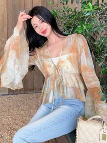 DAZY 1 Stück Damen Bluse mit Blume Muster, Rüschensaum und weiten Ärmeln, eleganter Urlaubsstil für den Sommer, Langarmoberteil