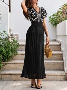 EURMUSE Women V-Neck Spring Summer Maxi Hollow Out Cover Up Dress Short Sleeve - Black and White - View 3