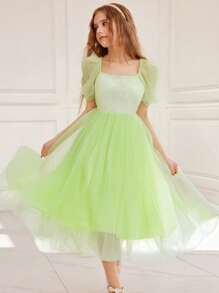 SHEIN 少女优雅花卉网眼公主花童礼服，适合婚礼季节