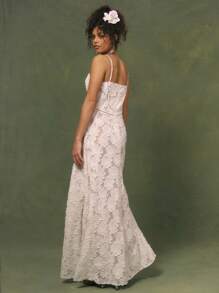 MUSERA 细吊带花卉蕾丝修身连衣裙，飘逸波西米亚风，优雅长款连衣裙，适合伊比沙岛春夏度假、海滩婚礼、单身派对、告别单身派对等场合。 - 奶油色 - 查看 5