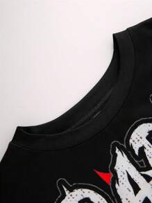 SHEIN 2pcs/Set Teen Boys Casual Short Sleeve T-Shirt And Shorts Set, Streetwear Punk Rock College Leisure Outfit For Party, Music Festival, Suitable For Spring & Summer. Skull English Print, Black - Red - View 7