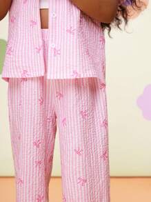 SHEIN Conjunto de 3 piezas para niña joven: Camisa de rayas trenzada, chaleco de punto y pantalones holgados - Multicolor - Ver 7